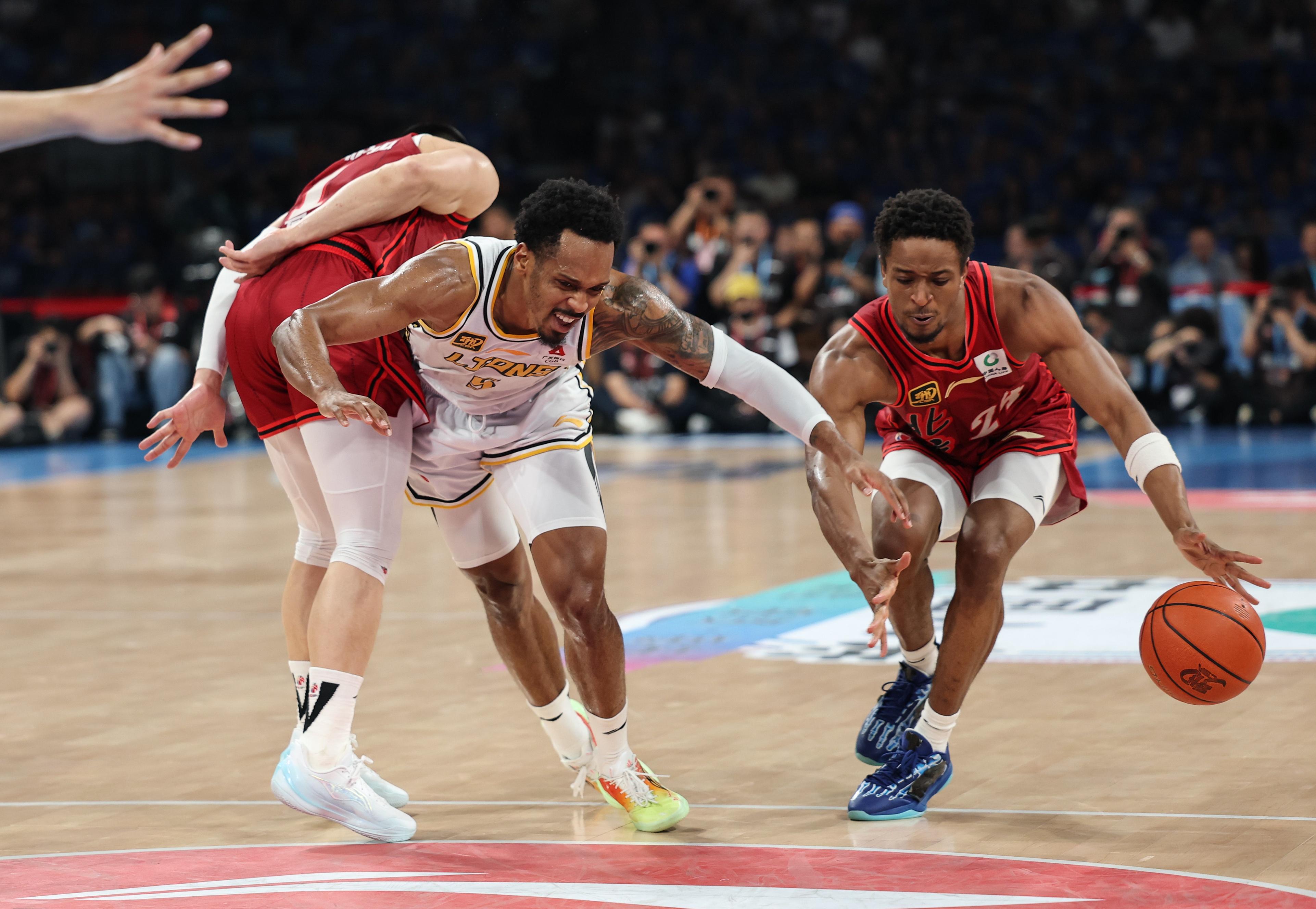 赛地聚焦——CBA常规赛集结日热度飙升，布鲁克林篮网外线爆发，悬念犹存，球队文化再被提及的简单介绍-爱游戏 ayx 中国体育