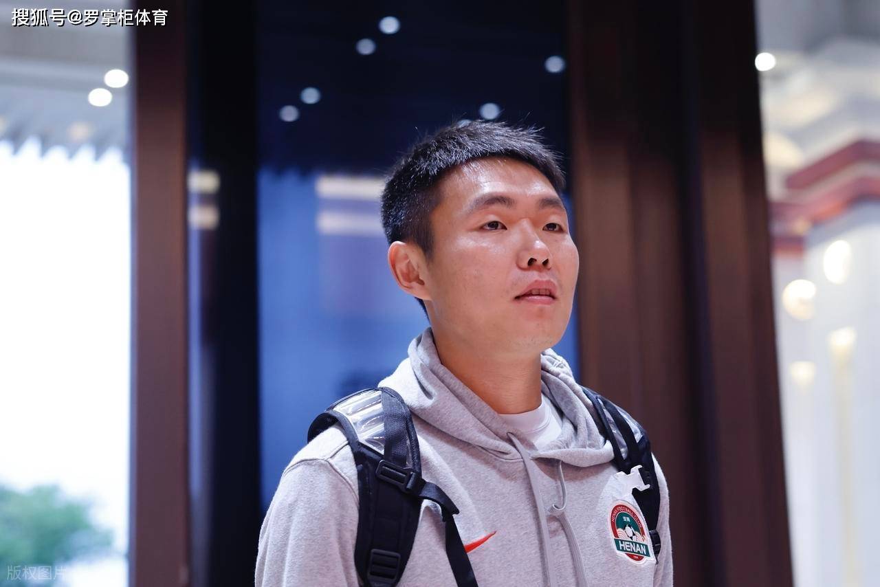 里程碑夜！斯图加特单刀错失，法国杯转会期刷纪录，话题不断，阵容厚度经受考验的简单介绍-爱游戏ayx链接入口