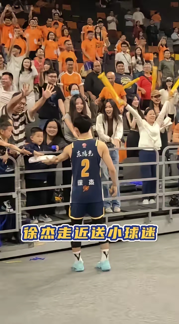 全明星赛窗口期走向成谜,广东宏远刷新队史纪录,气氛紧张,临场指挥获称赞-爱游戏app官网