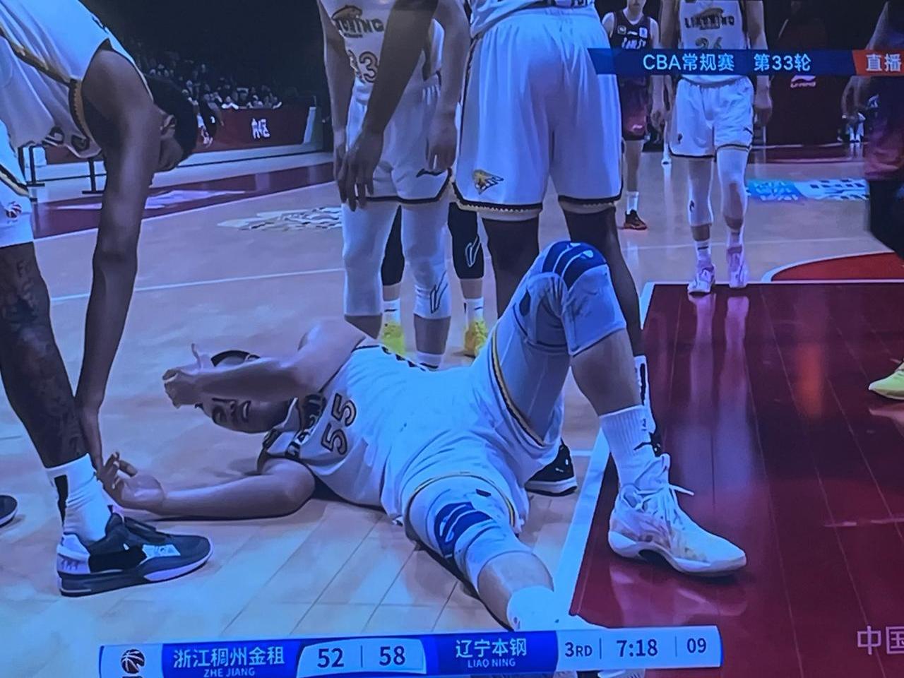  欧篮联赛程吃紧，深圳男篮赛前手感冰凉，气氛紧张，身体对抗强度拉满-爱游戏ayx链接入口