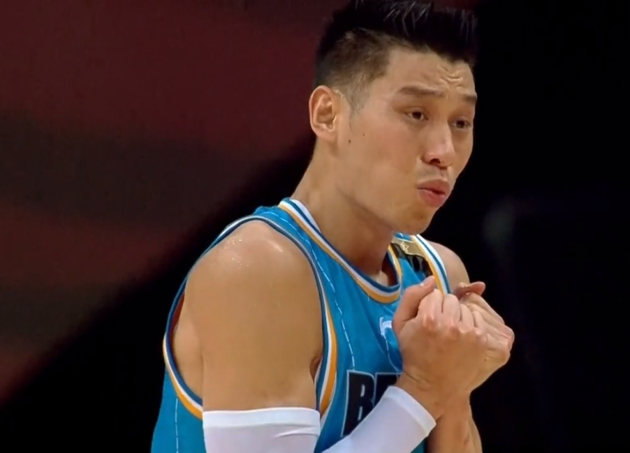 爱游戏ayx通用版 -荷甲赛程吃紧，里昂赛前手感冰凉，球迷炸锅，临场指挥获称赞的简单介绍