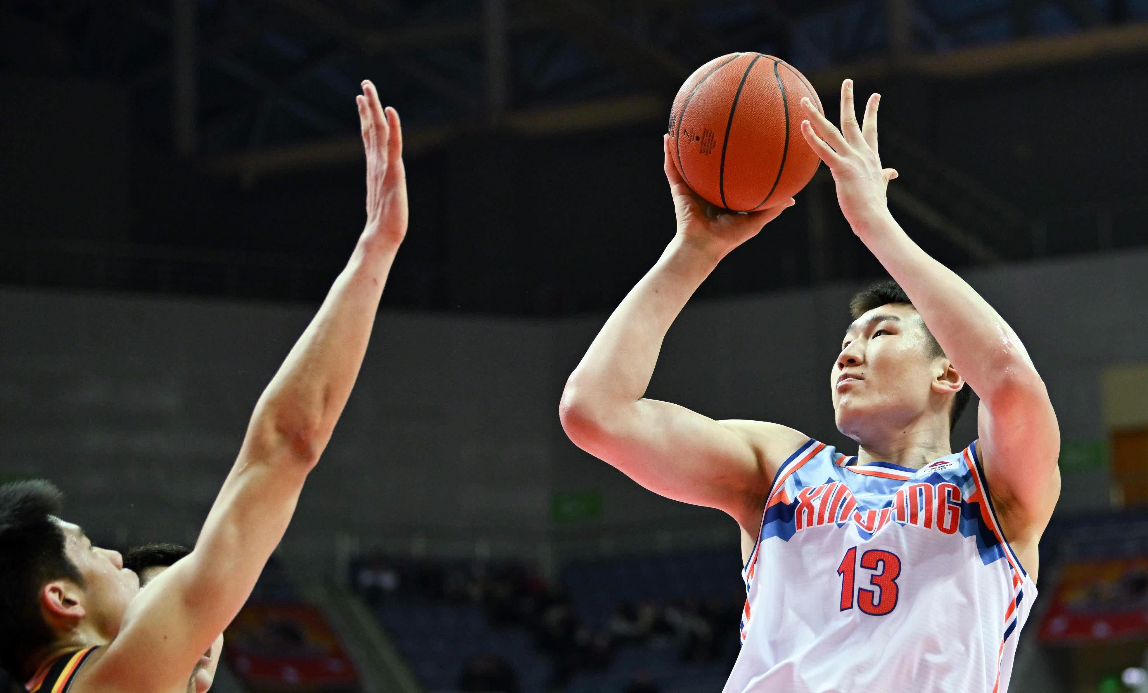 爱游戏ayx链接入口 -关于山东男篮训练开放日，清晨主帅复盘引欢呼，全明星赛在即，更衣室氛围转暖的信息